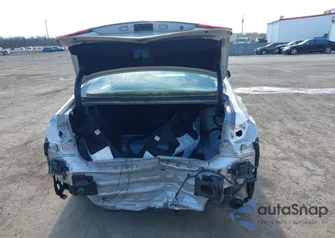 2019 Genesis G80 3.8 z USA, uszkodzony, nr VIN KMTFN4JE9KU324722